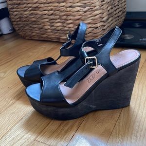 Black Platform Sandals